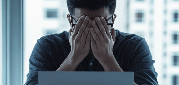 Frustrado después de gastar en otro curso que prometía mucho y entregó poco.